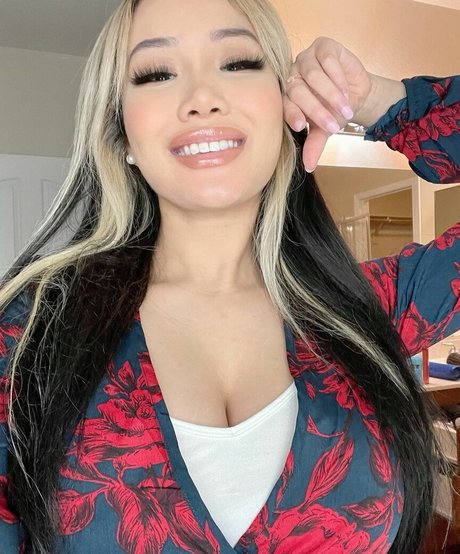 Naakte gelekte OnlyFans-foto van Fran
