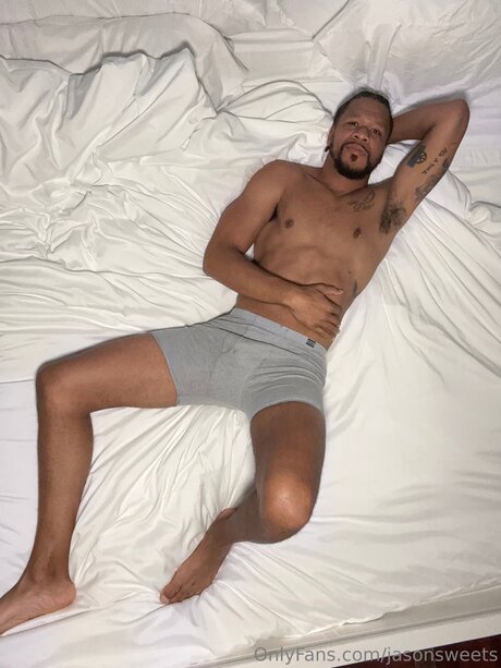 Naakte gelekte OnlyFans-foto van Jasonsweets