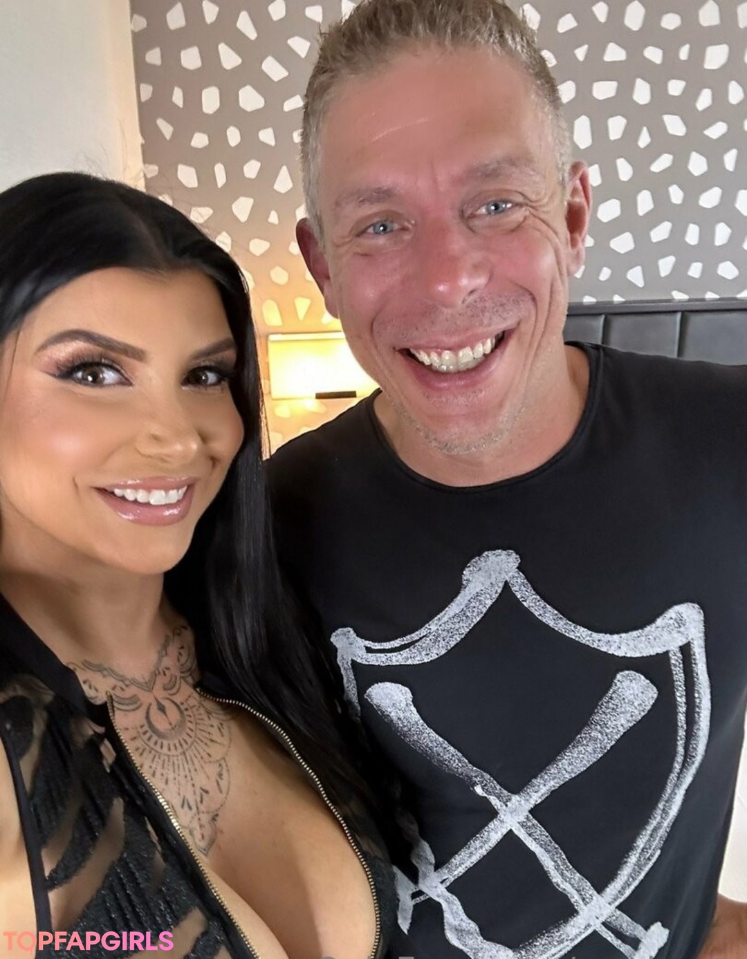 Naakte gelekte OnlyFans-foto van Romi Rain #1343