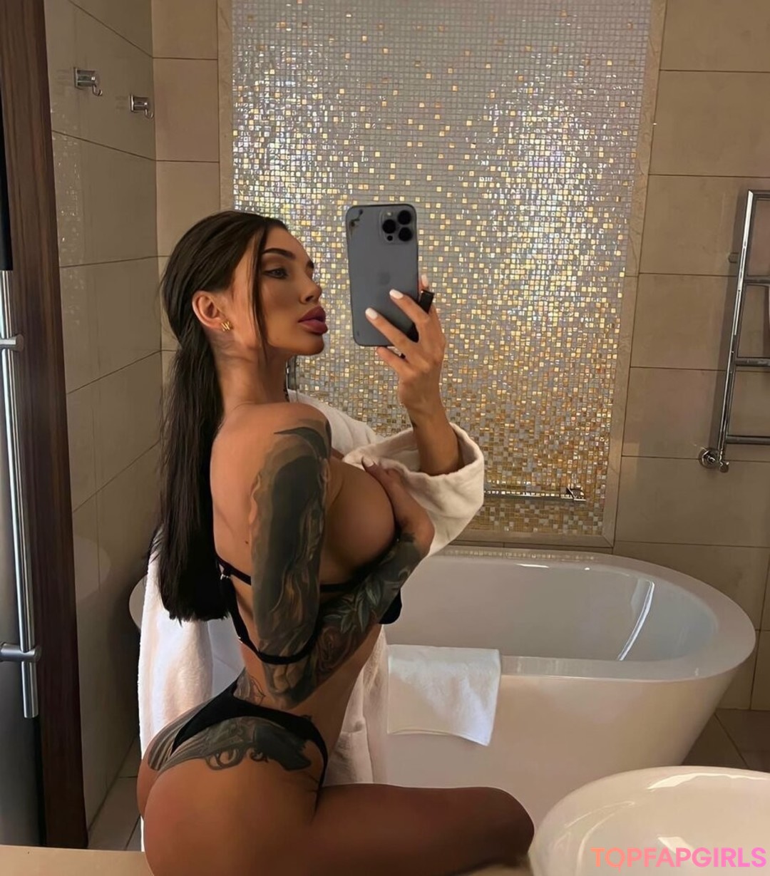 Naakte gelekte OnlyFans-foto van Nessa Orlova #1068