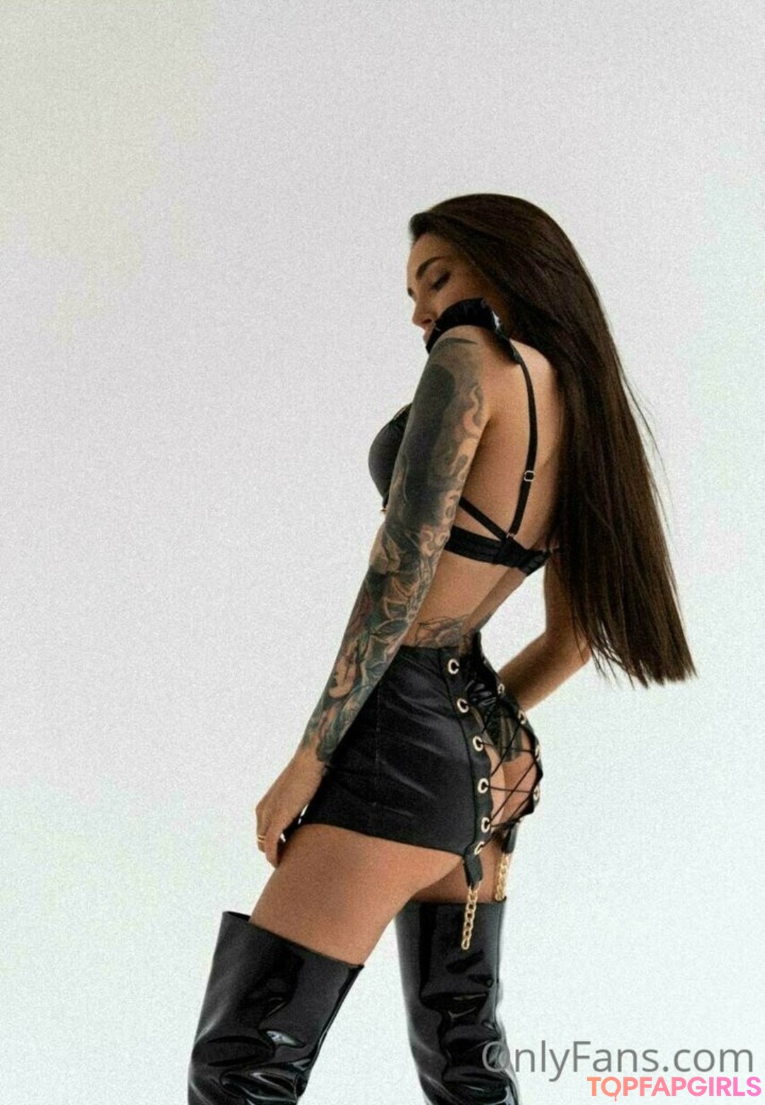 Naakte gelekte OnlyFans-foto van Nessa Orlova #1127