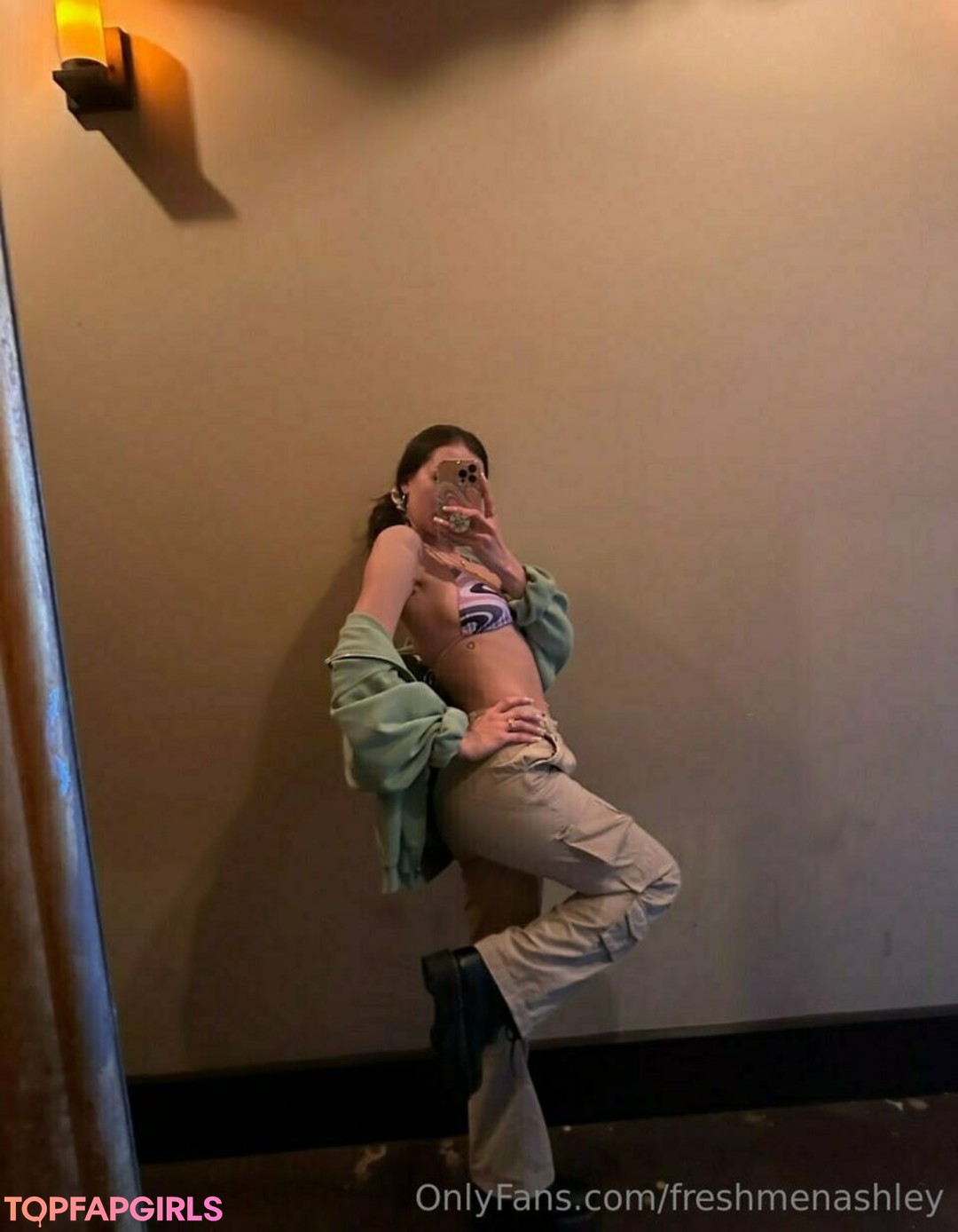Naakte gelekte OnlyFans-foto van Ashley Sext Queen #1032