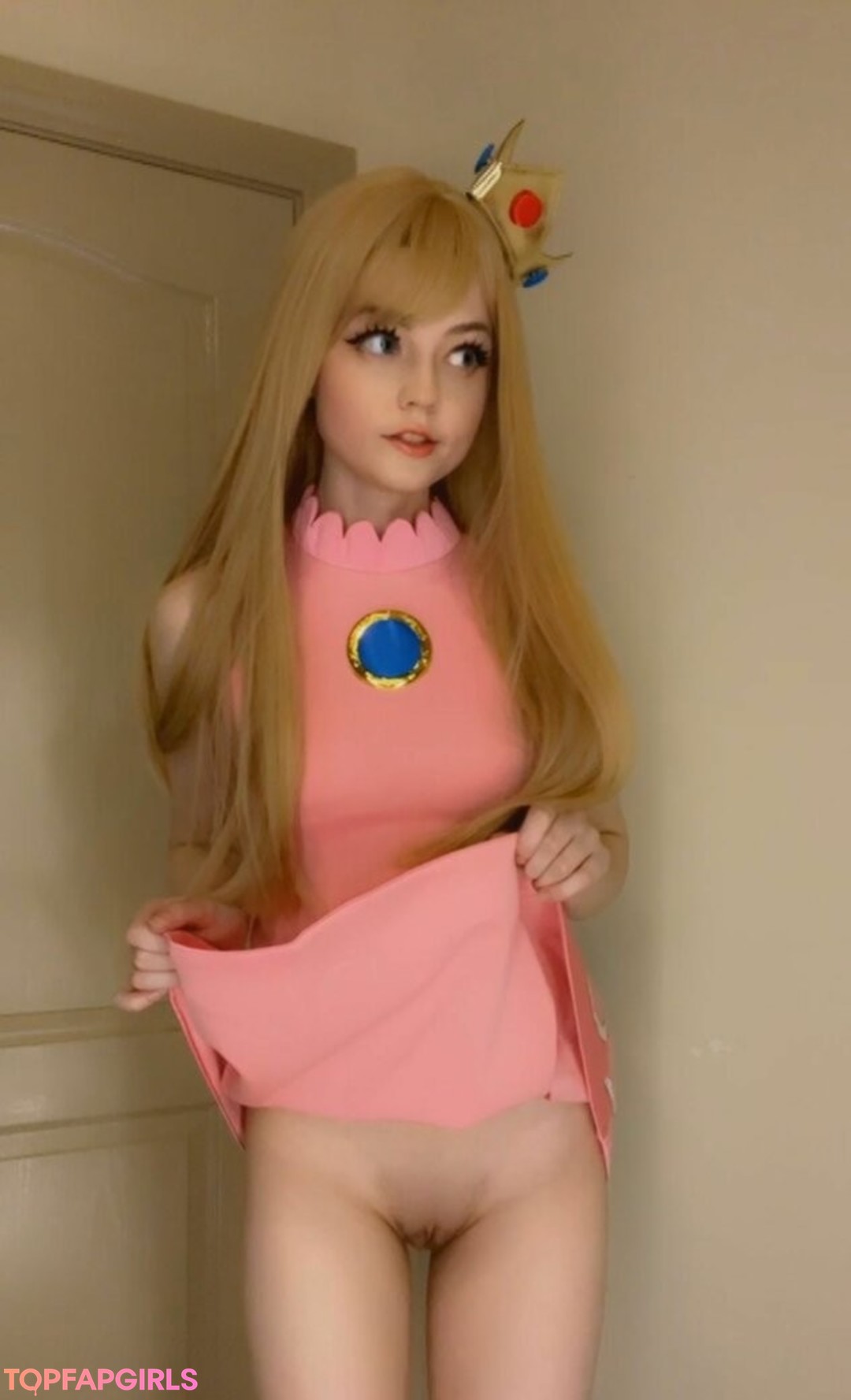 Naakte gelekte OnlyFans-foto van Strawbeariemilkk #1843