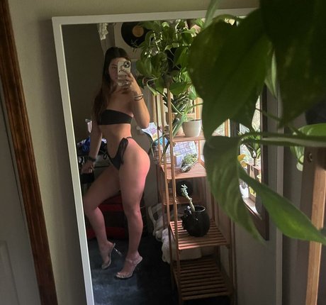 Naakte gelekte OnlyFans-foto van Niksmcfit