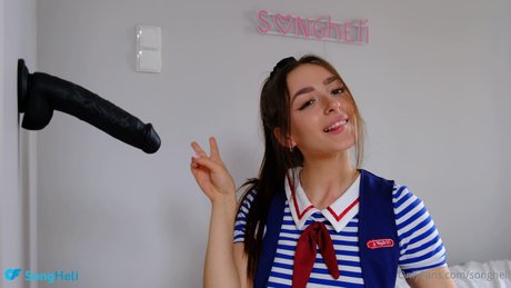 Naakte gelekte OnlyFans-foto van Songheli