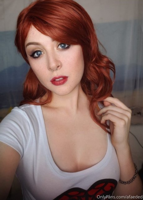 Naakte gelekte OnlyFans-foto van Arabella Fae