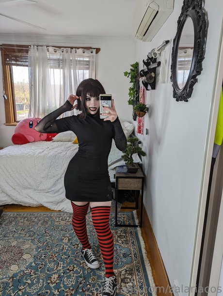 Zalaria Cosplay