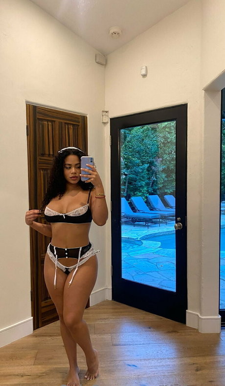 Naakte gelekte OnlyFans-foto van Tatiana Venezuelanvixen