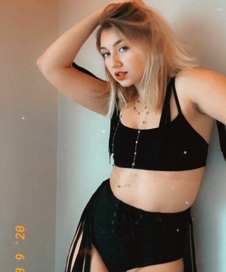 Naakte gelekte OnlyFans-foto van Tyler Idol