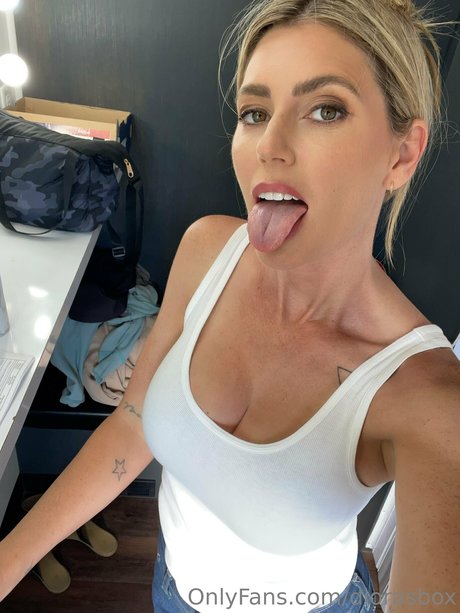Diora Baird