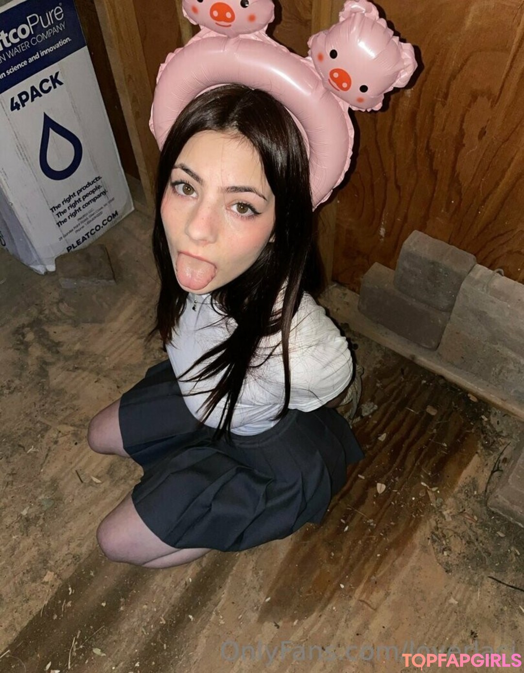 Naakte gelekte OnlyFans-foto van Loverlaci #2102