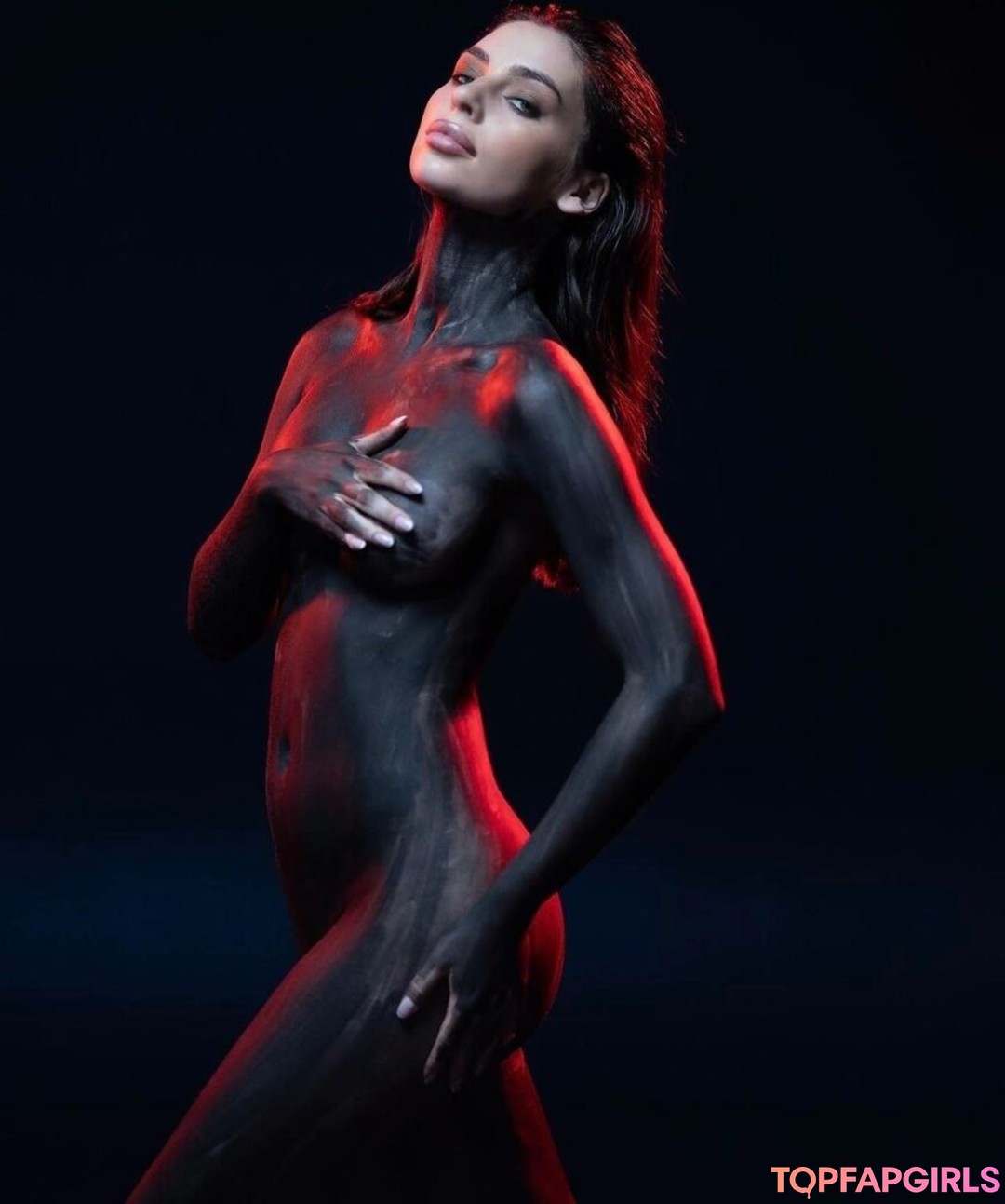 Naakte gelekte OnlyFans-foto van Irina Sivalnaya #1771