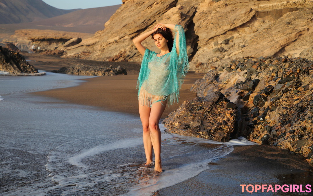 Naakte gelekte OnlyFans-foto van Alissa Foxy #1327