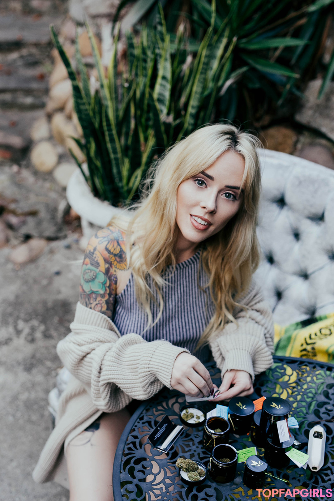 Naakte gelekte OnlyFans-foto van Alysha Nett #928
