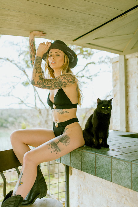 Alysha Nett