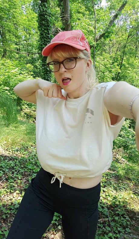 Naakte gelekte OnlyFans-foto van Casey Deluxe