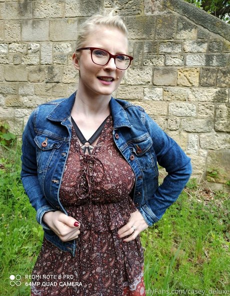 Naakte gelekte OnlyFans-foto van Casey Deluxe