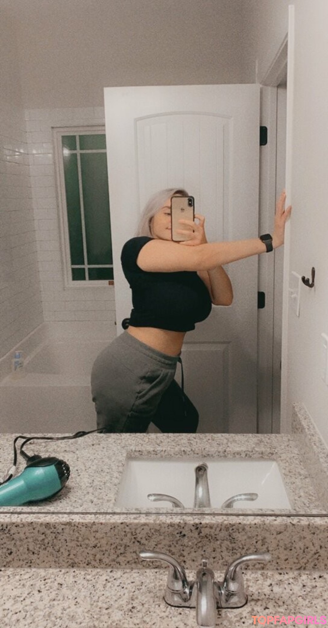 Naakte gelekte OnlyFans-foto van Whiptrax #1009