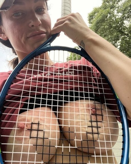 Naakte gelekte OnlyFans-foto van Happyhooha