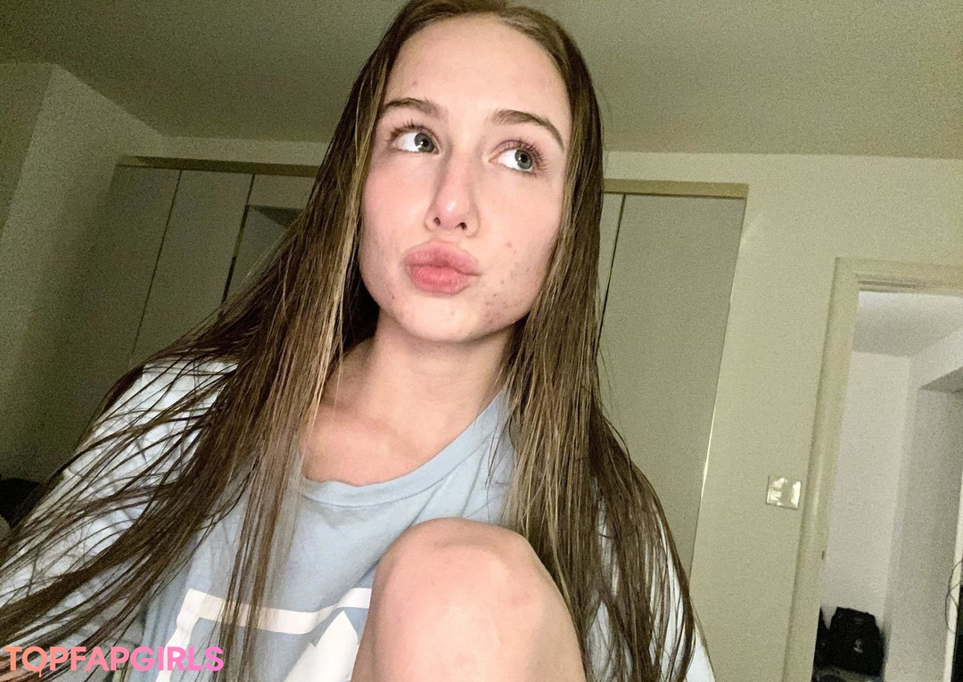 Naakte gelekte OnlyFans-foto van Briarriley #3 Naakte gelekte OnlyFans-foto van Briarriley #3