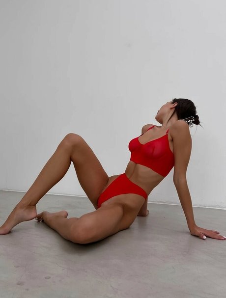 Naakte gelekte OnlyFans-foto van Myavorskay