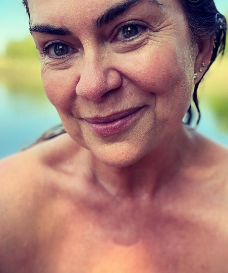Amanda Lamb