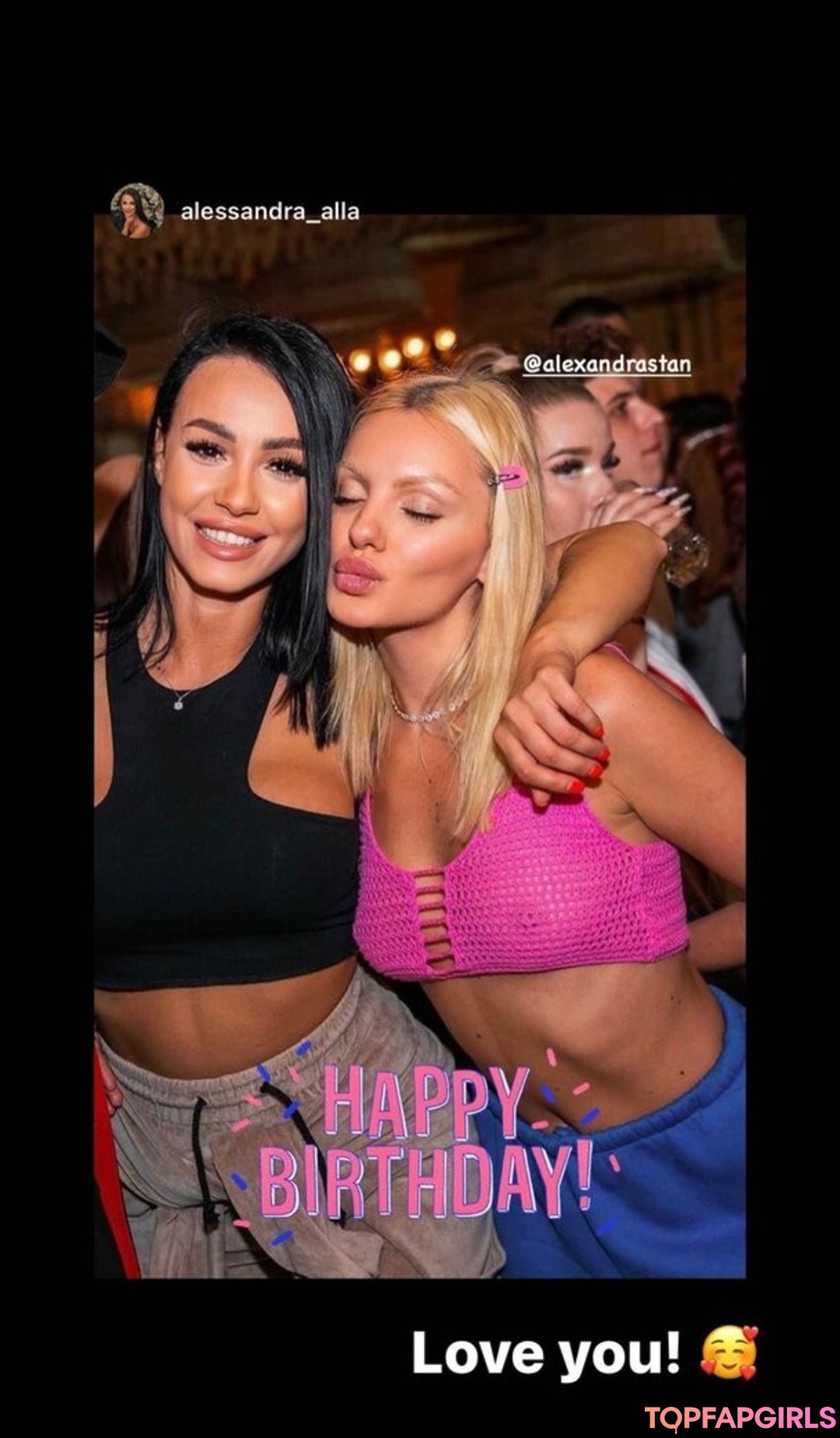 Naakte gelekte OnlyFans-foto van Alexandra Stan #320 Naakte gelekte OnlyFans-foto van Alexandra Stan #320