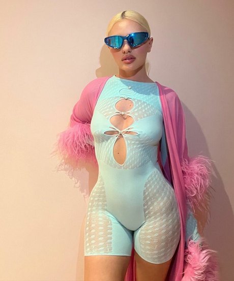 Alexandra Stan