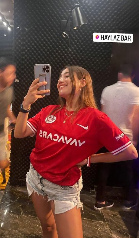 Merve Elmas