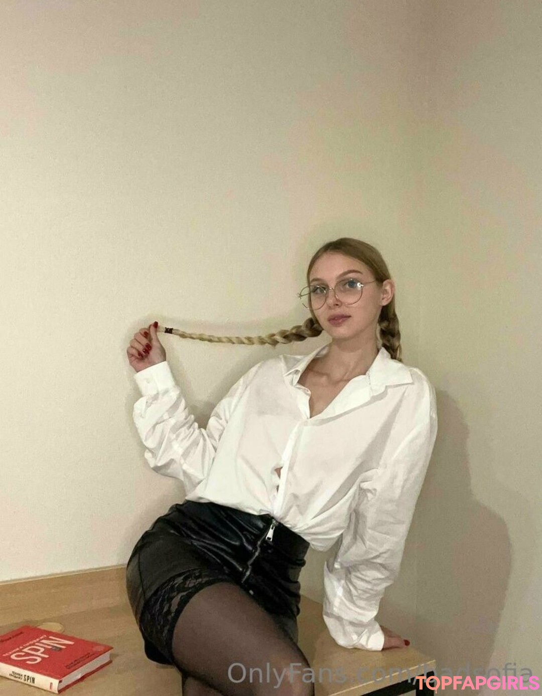 Naakte gelekte OnlyFans-foto van Sofiaaaparker #4 Naakte gelekte OnlyFans-foto van Sofiaaaparker #4