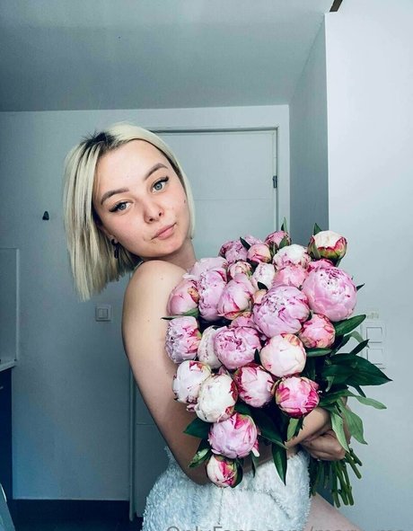 Naakte gelekte OnlyFans-foto van Maryma