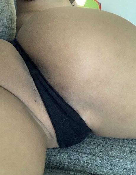 Naakte gelekte OnlyFans-foto van Katgoddessx