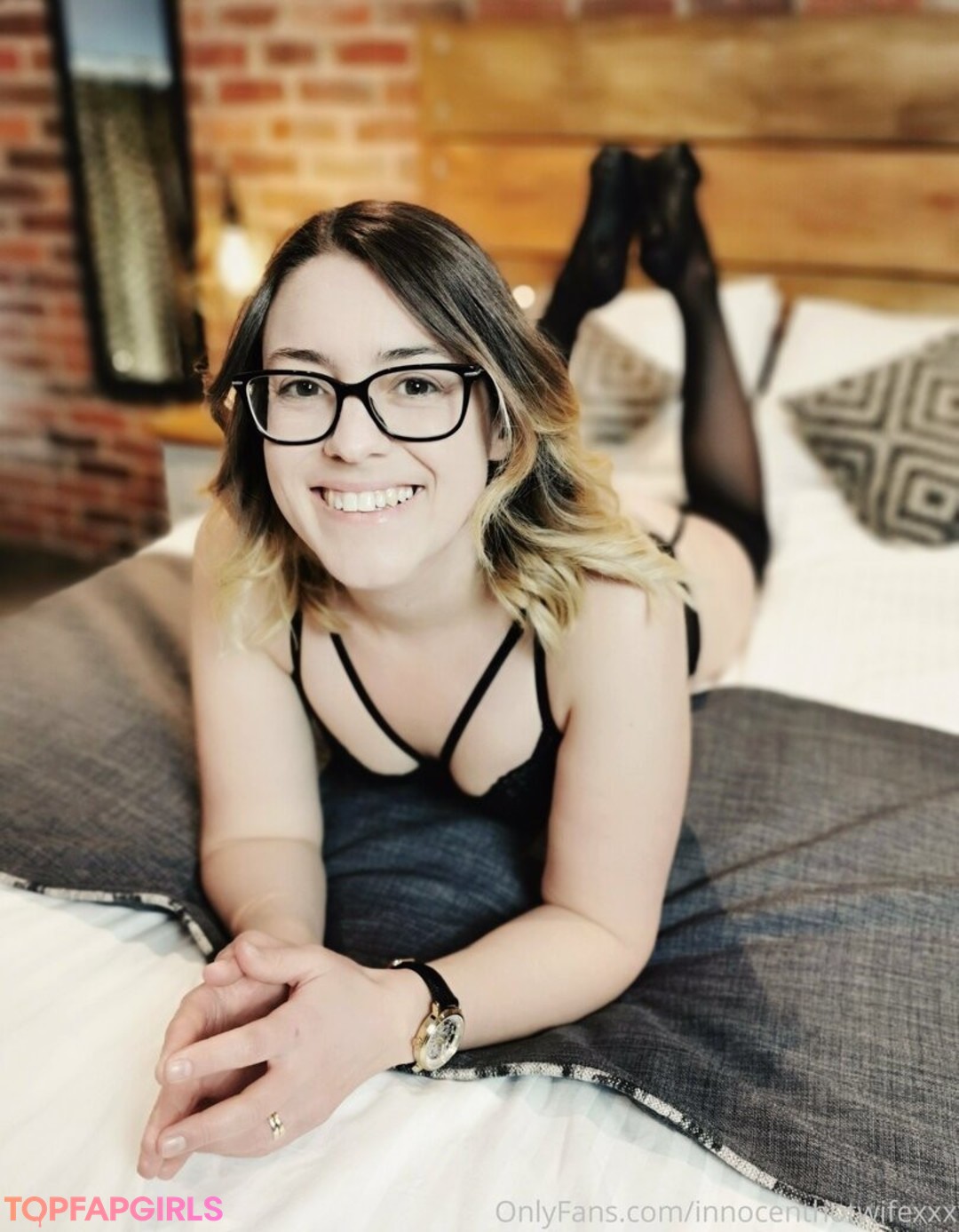 Naakte gelekte OnlyFans-foto van Innocenthotwifexxx #184 Naakte gelekte OnlyFans-foto van Innocenthotwifexxx #184