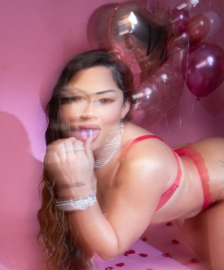 Vitoria Kelly
