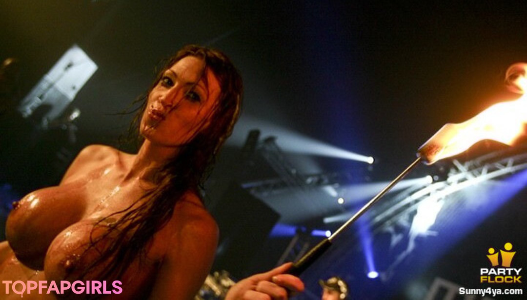 Naakte gelekte OnlyFans-foto van Gogo Stripper #1089
