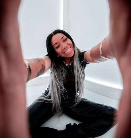 Naakte gelekte OnlyFans-foto van Ericka Bozeman