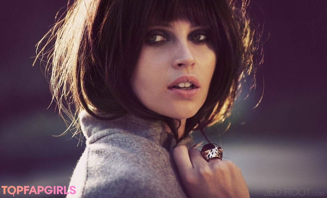 Naakte gelekte OnlyFans-foto van Felicity Jones #95 Naakte gelekte OnlyFans-foto van Felicity Jones #95