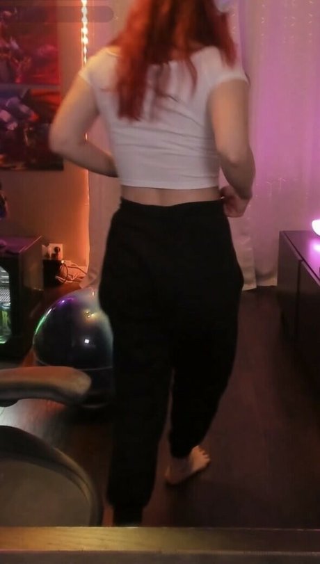 AnnieFuchsia