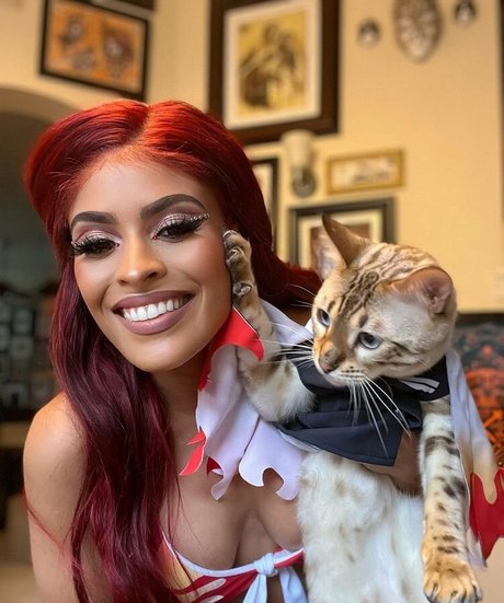 Zelina Vega