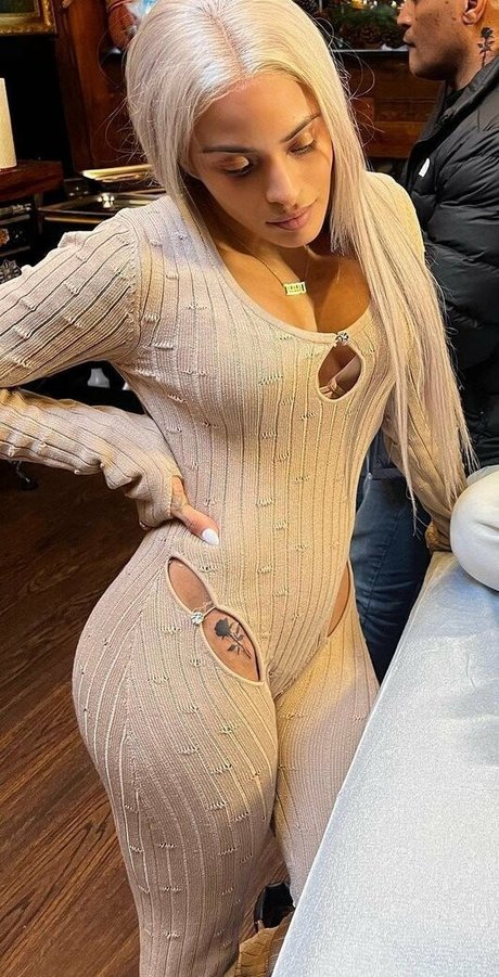 Zelina Vega