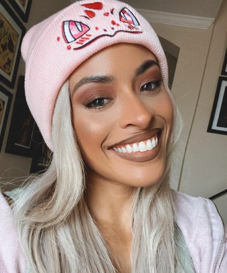 Naakte gelekte OnlyFans-foto van Zelina Vega