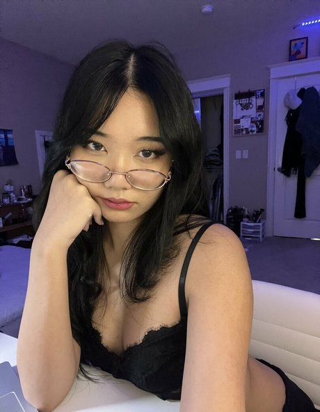 Naakte gelekte OnlyFans-foto van Annabbly