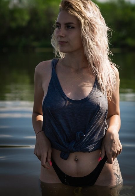 Yuliya Fox