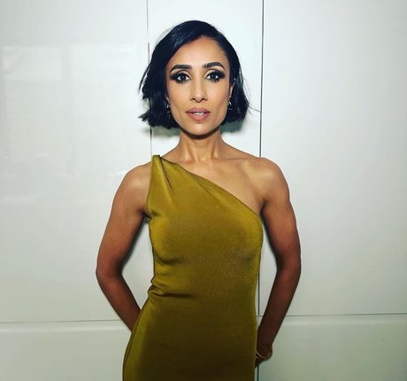 Naakte gelekte OnlyFans-foto van Anita Rani