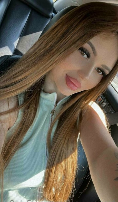 Naakte gelekte OnlyFans-foto van Linaxxxsweet