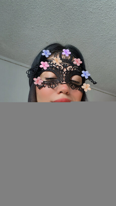 Naakte gelekte OnlyFans-foto van Felaaa