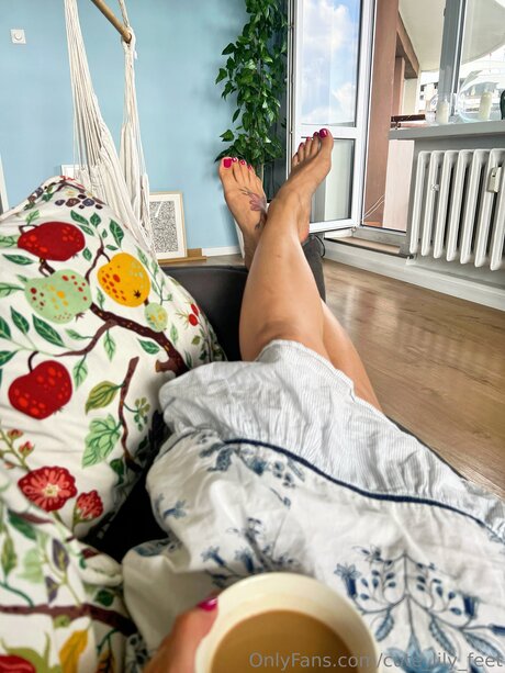 Cute Lily Feet