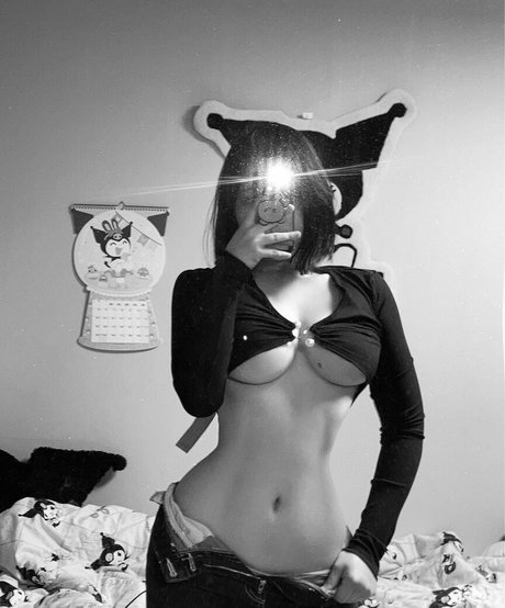 Naakte gelekte OnlyFans-foto van Garumrum