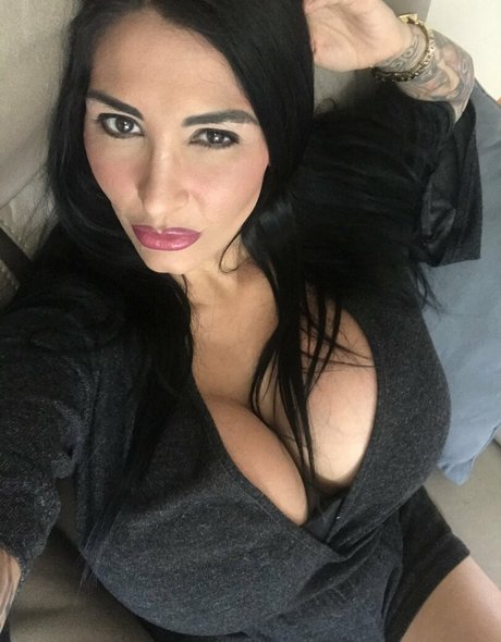Ricki Raxxx