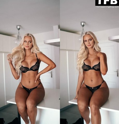 Naakte gelekte OnlyFans-foto van Filippa Fransson
